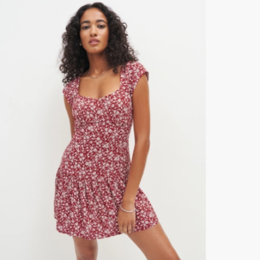 Reformation Olencia Dreess